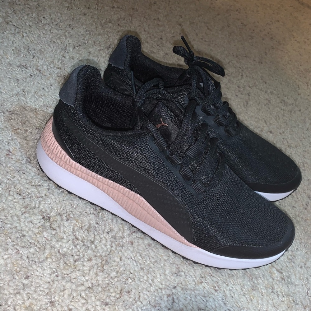 Brand new without tags puma tennis shoes